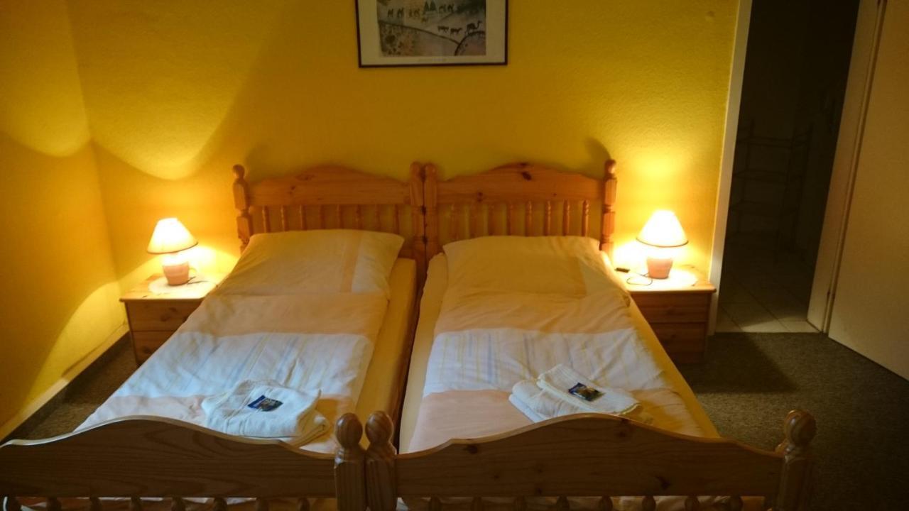 Gaststaette Und Pension Felsenthal Tabarz Exteriör bild